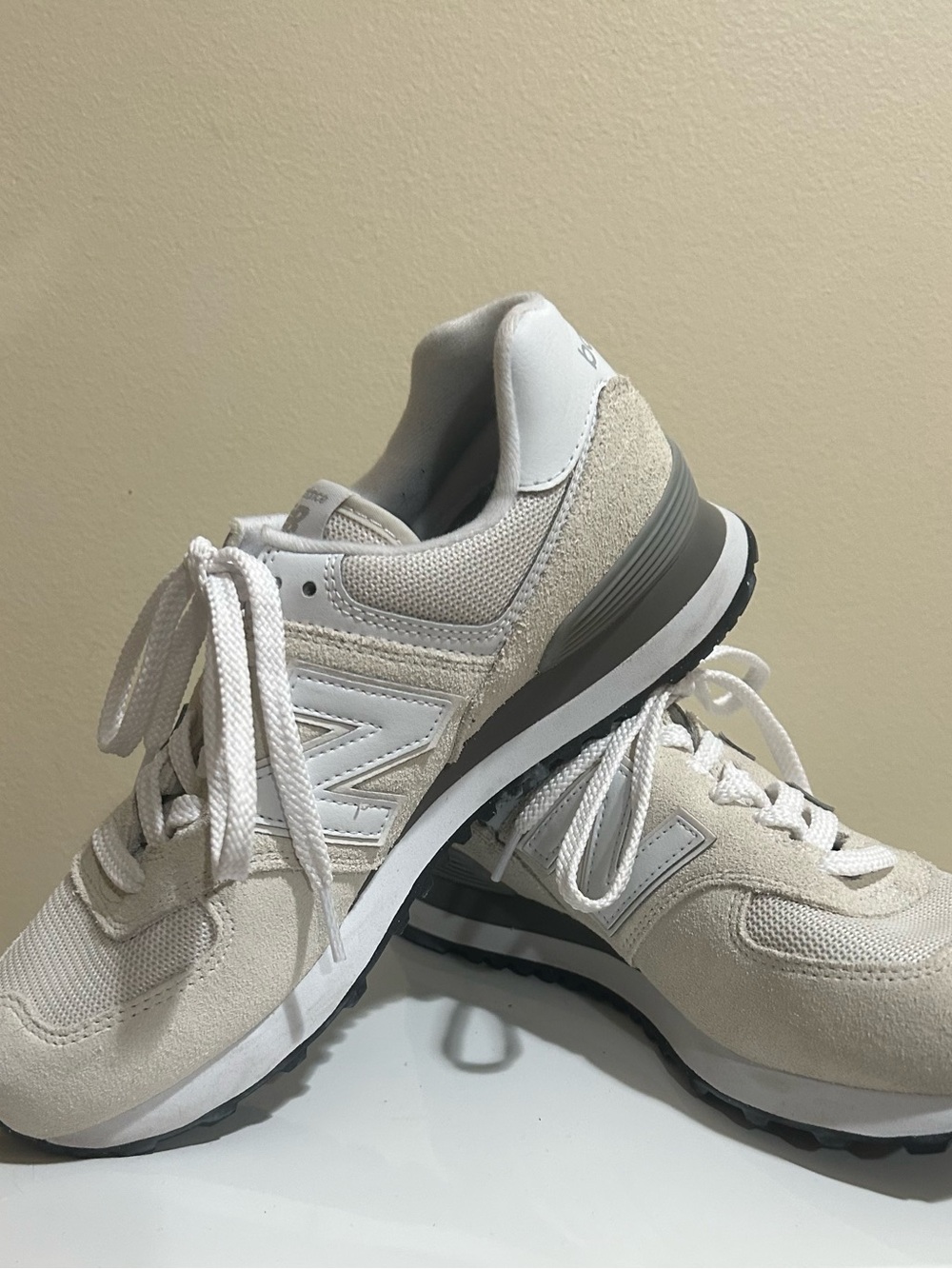Women’s New Balance Neutral Beige Casual Sneakers